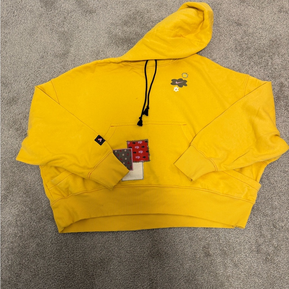 NIKE Yellow Hoodie with flowers and patchwork